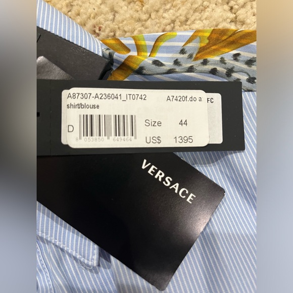Versace button down - Picture 4 of 9